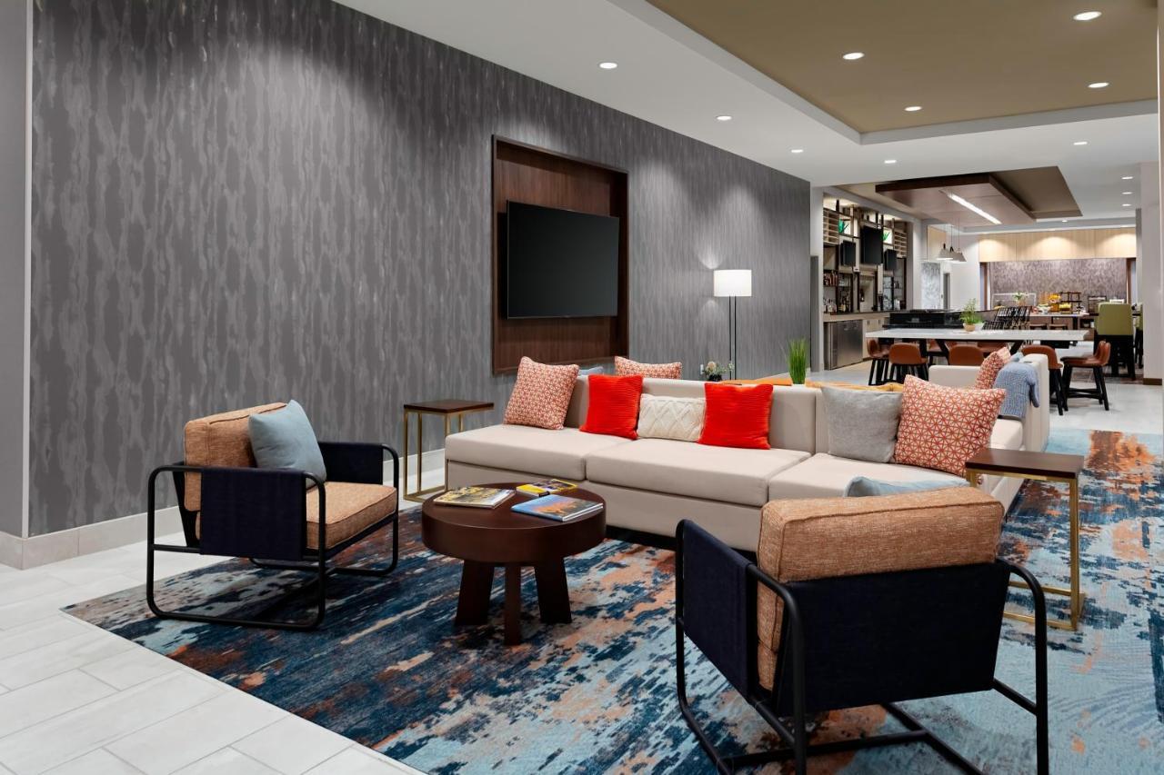 Hilton Garden Inn Chandler Downtown מראה חיצוני תמונה