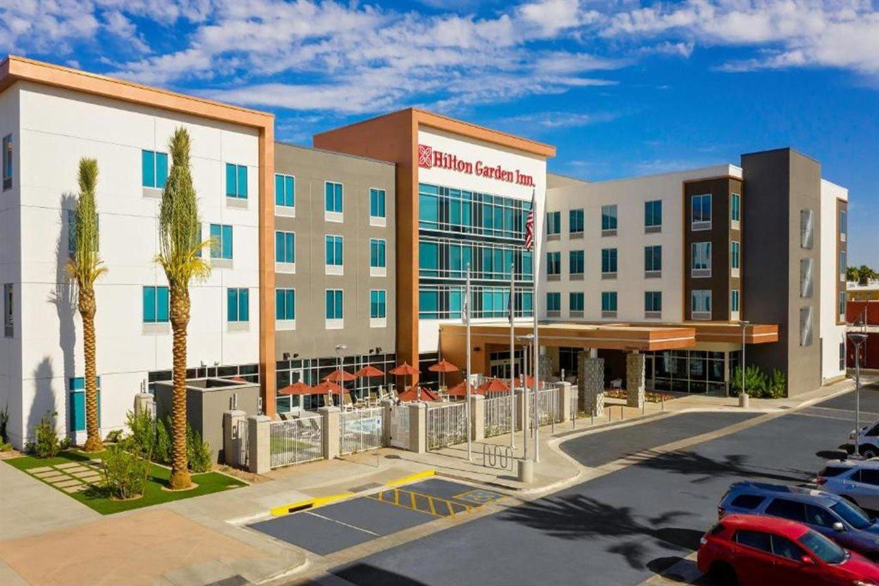Hilton Garden Inn Chandler Downtown מראה חיצוני תמונה