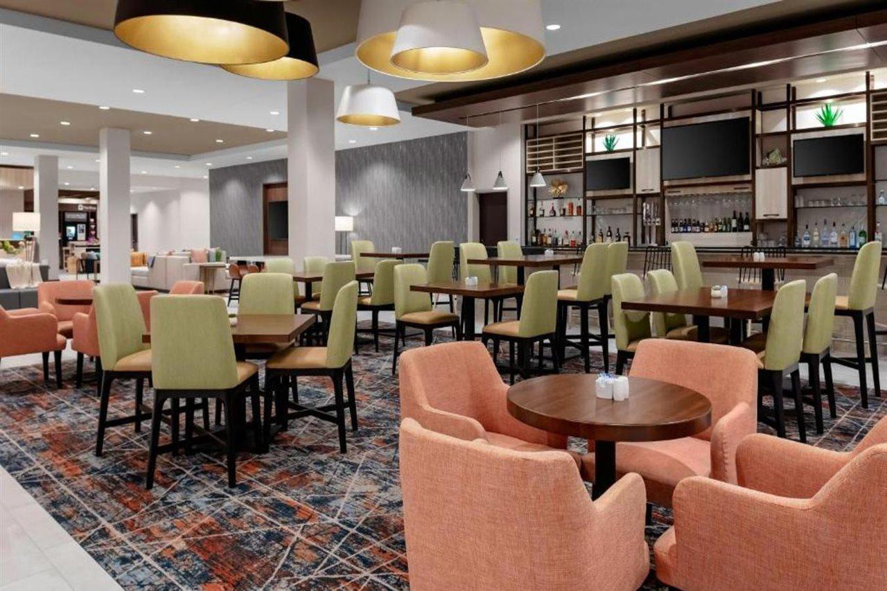 Hilton Garden Inn Chandler Downtown מראה חיצוני תמונה