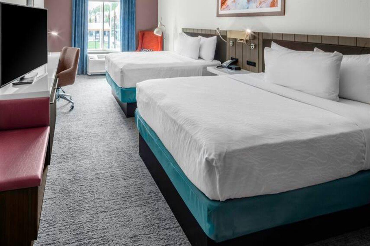 Hilton Garden Inn Chandler Downtown מראה חיצוני תמונה