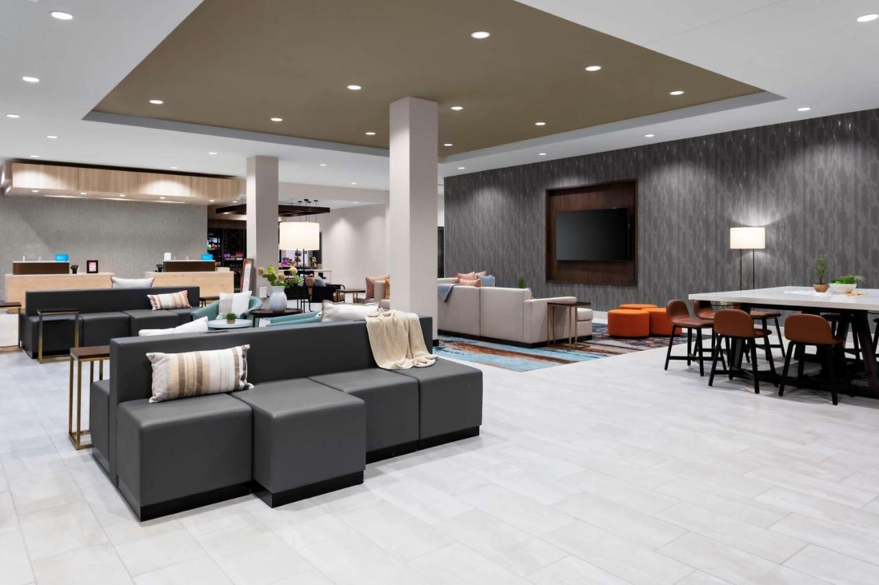 Hilton Garden Inn Chandler Downtown מראה חיצוני תמונה